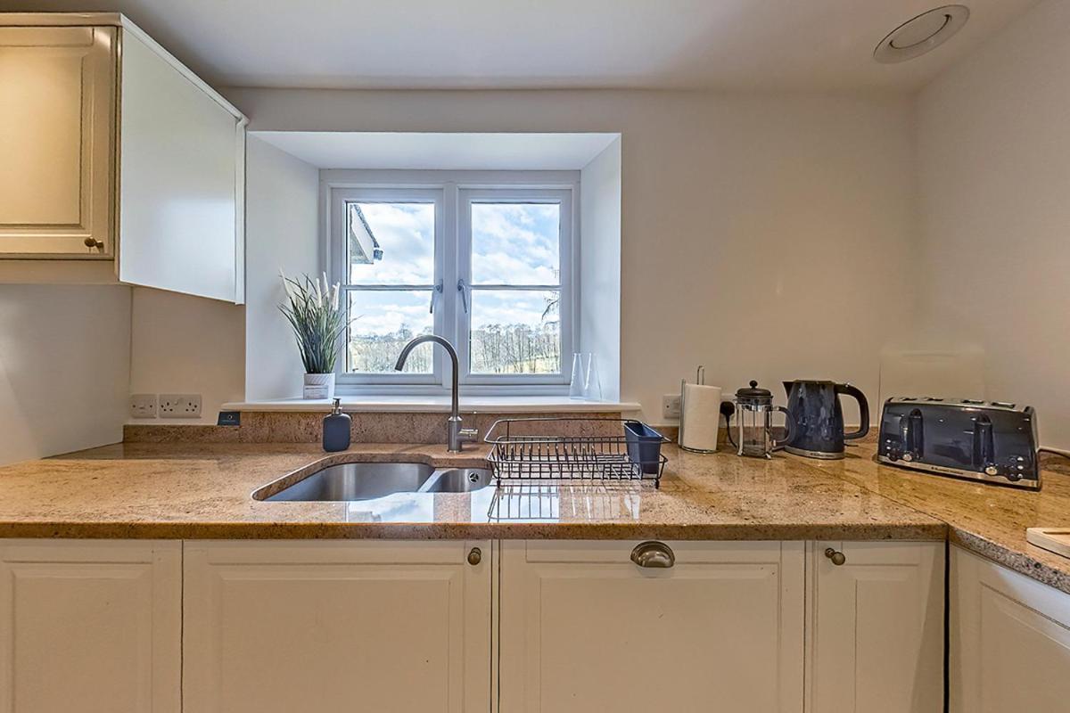 3 Bedroom Barn Conversion With Hot Tub-Garden View - Ty Cerrig Barn Corwen Eksteriør billede